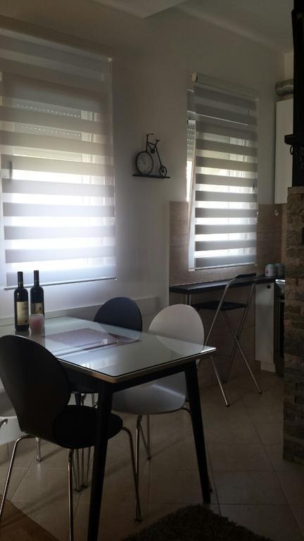 Apartment Fini Tivat Exteriér fotografie